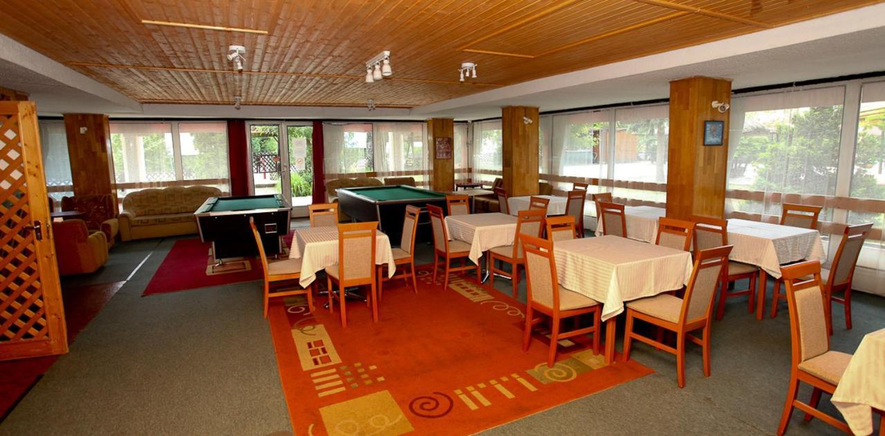 Rev Szallo Balaton Hotel Szantod Luaran gambar