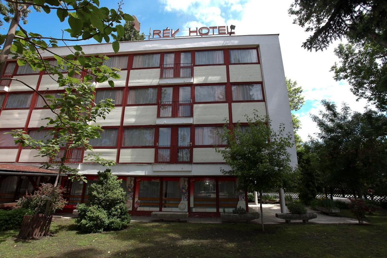 Rev Szallo Balaton Hotel Szantod Luaran gambar