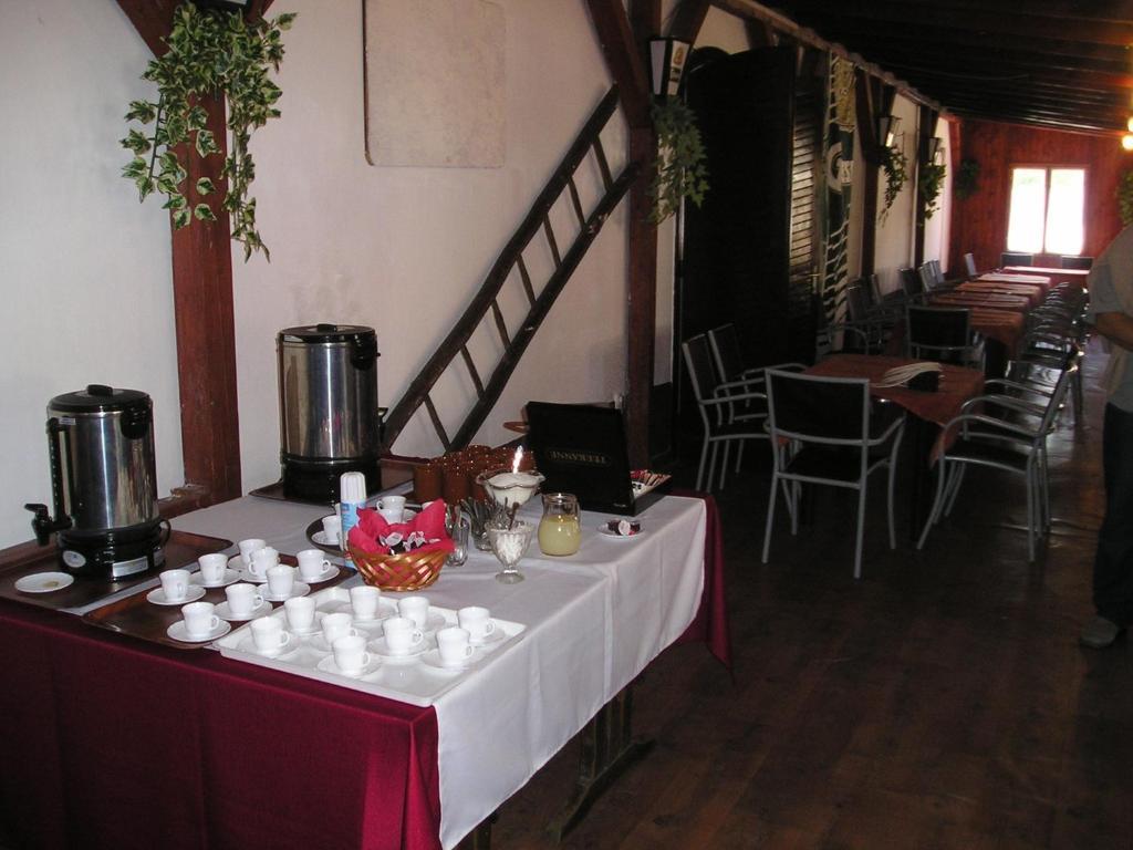 Rev Szallo Balaton Hotel Szantod Luaran gambar